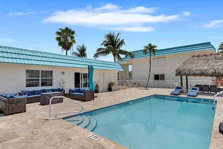 389 N Anglers Drive Unit: 206