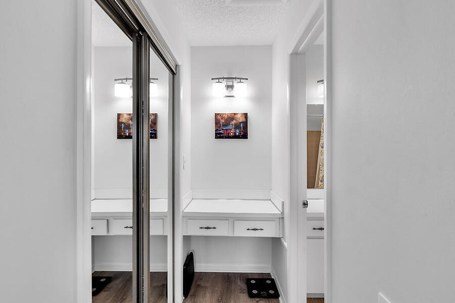 389 N Anglers Drive Unit: 206