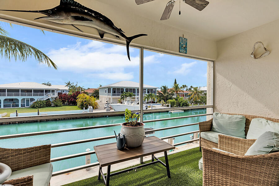 389 N Anglers Drive Unit: 206