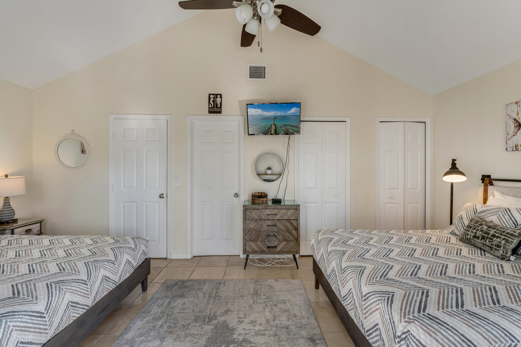 7061 Harbor Village Drive