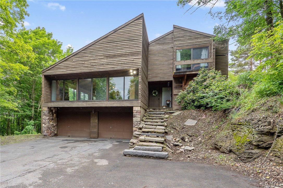 1524 Berry Road