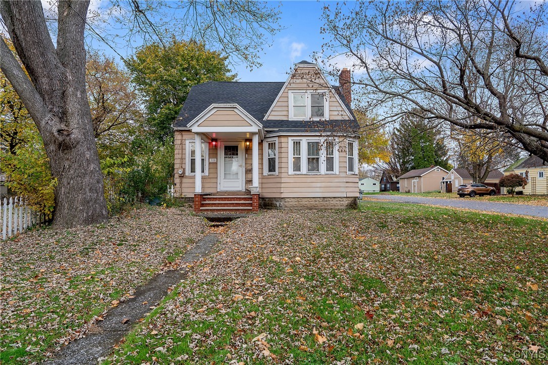 300 Plymouth Ave Avenue