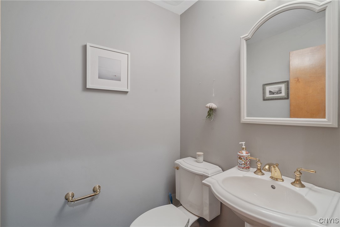 5004 Saddlebrook Drive