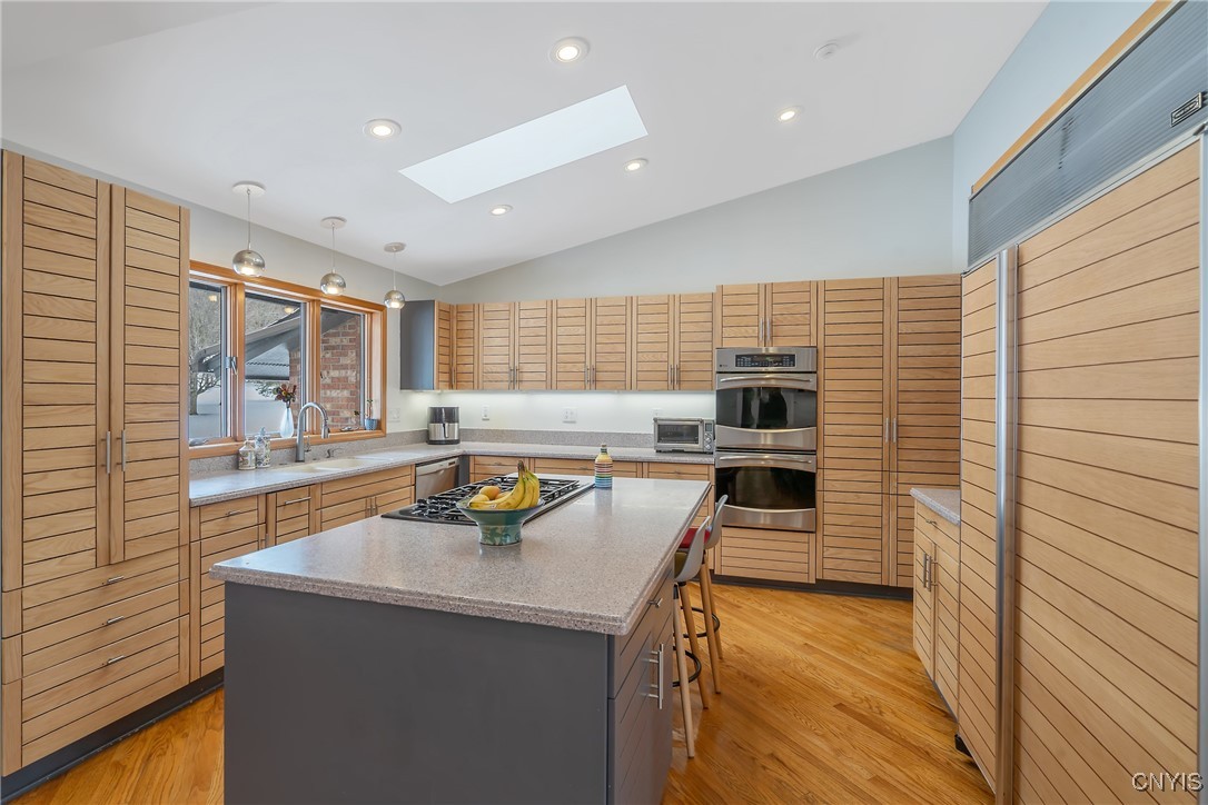 5004 Saddlebrook Drive