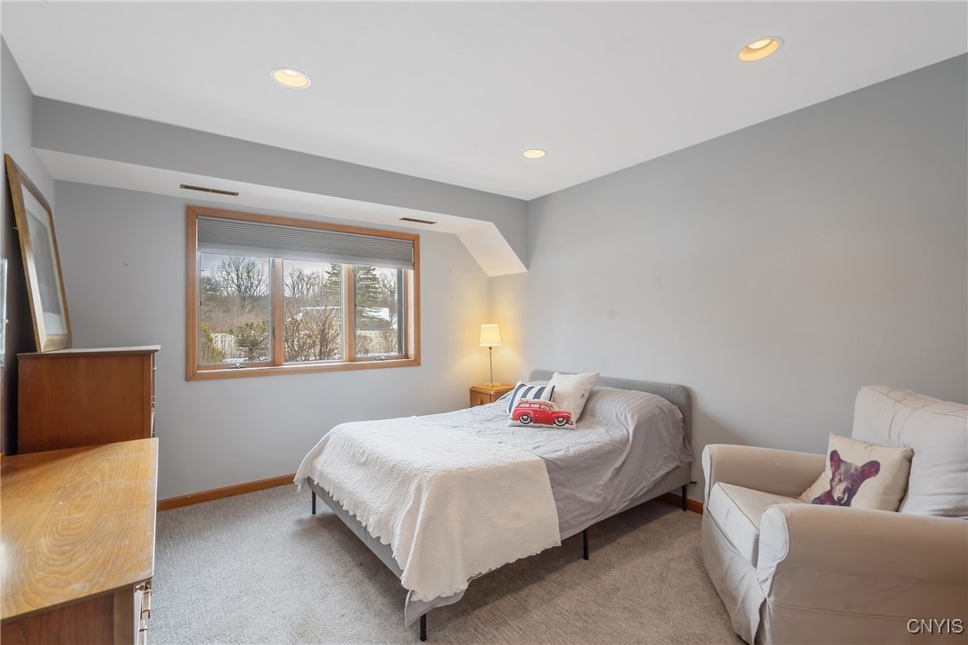 5004 Saddlebrook Drive