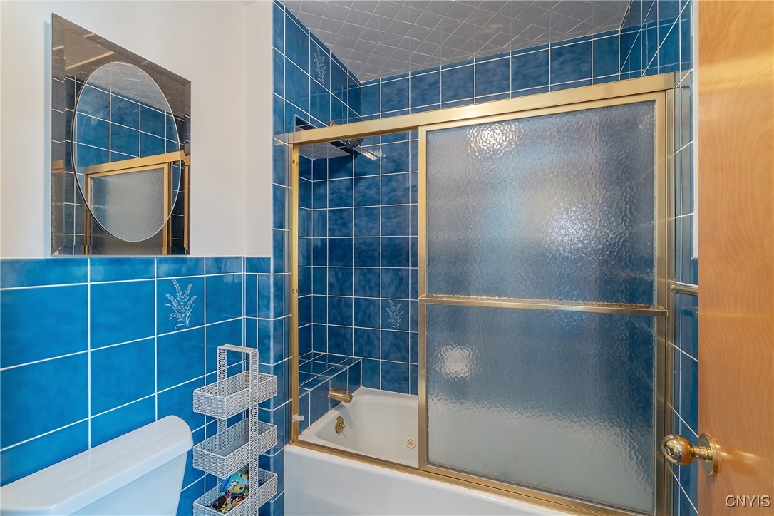 5004 Saddlebrook Drive