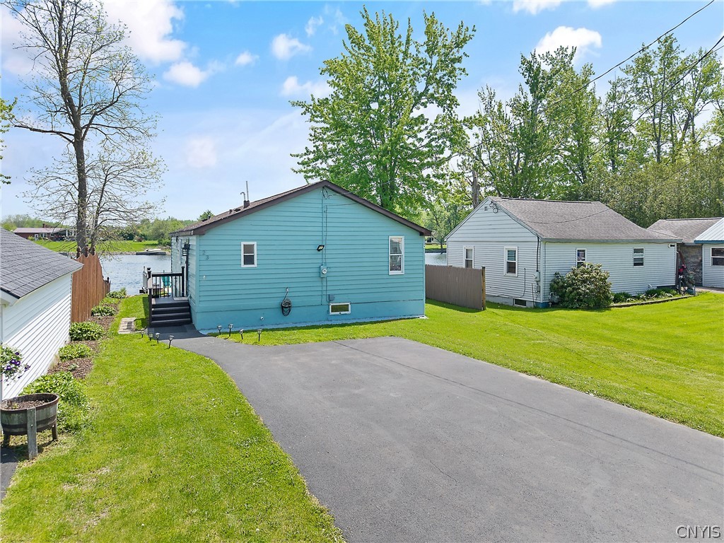 23 Manhattan Park Drive