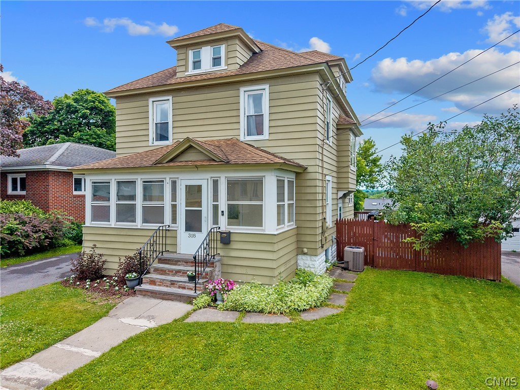 318 Lionel Avenue