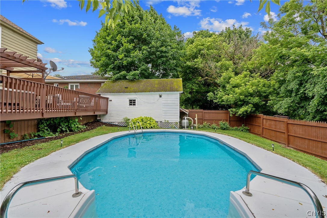 318 Lionel Avenue
