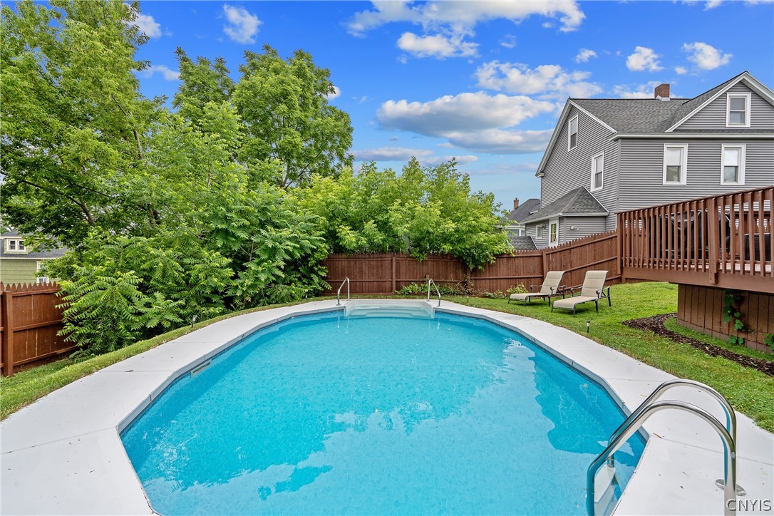 318 Lionel Avenue
