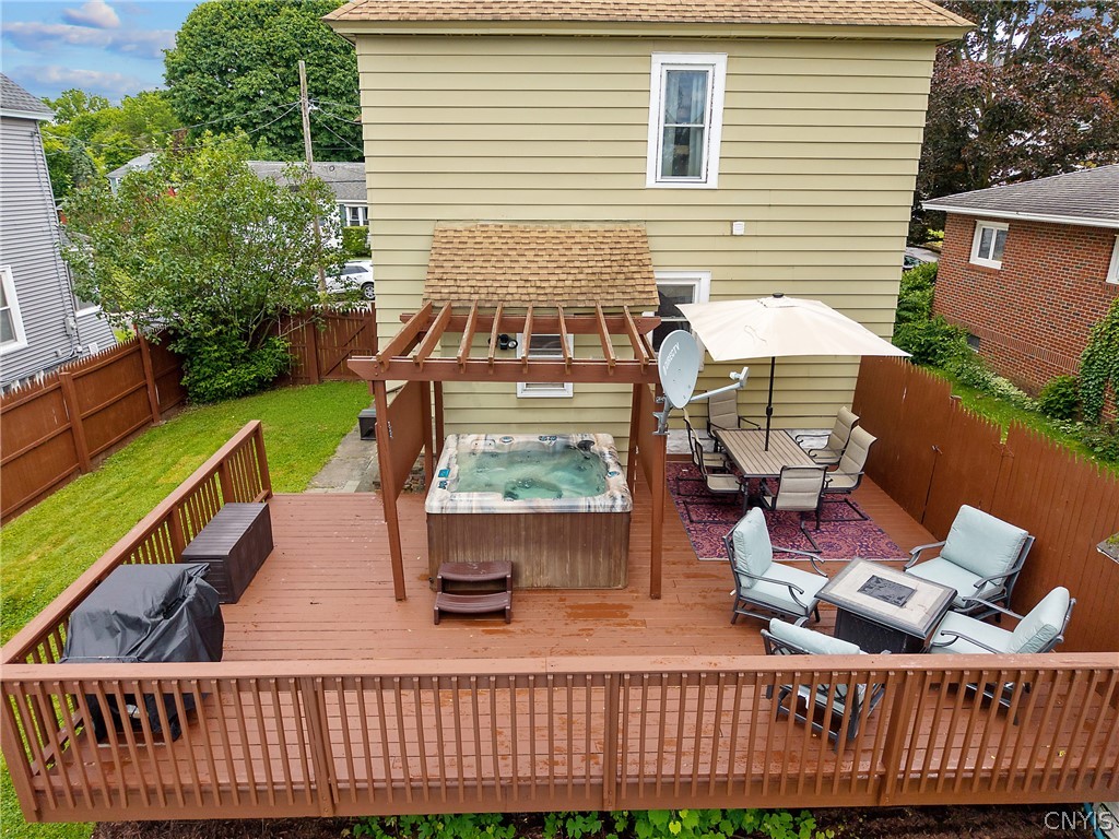 318 Lionel Avenue