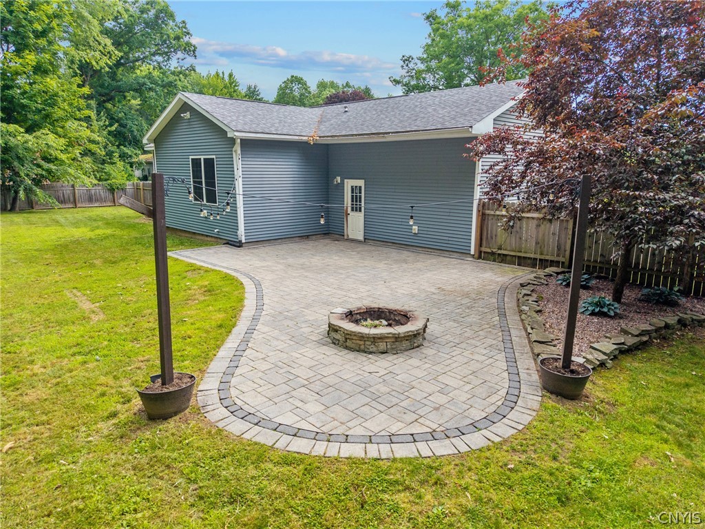 9 Oak Drive