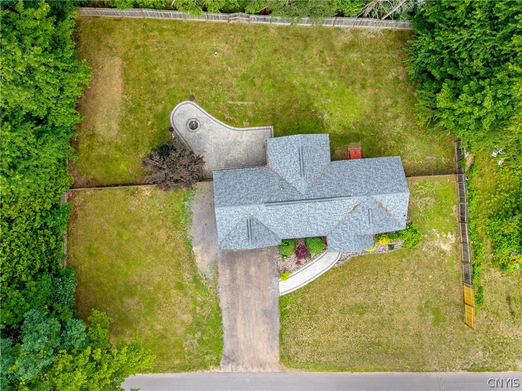 9 Oak Drive