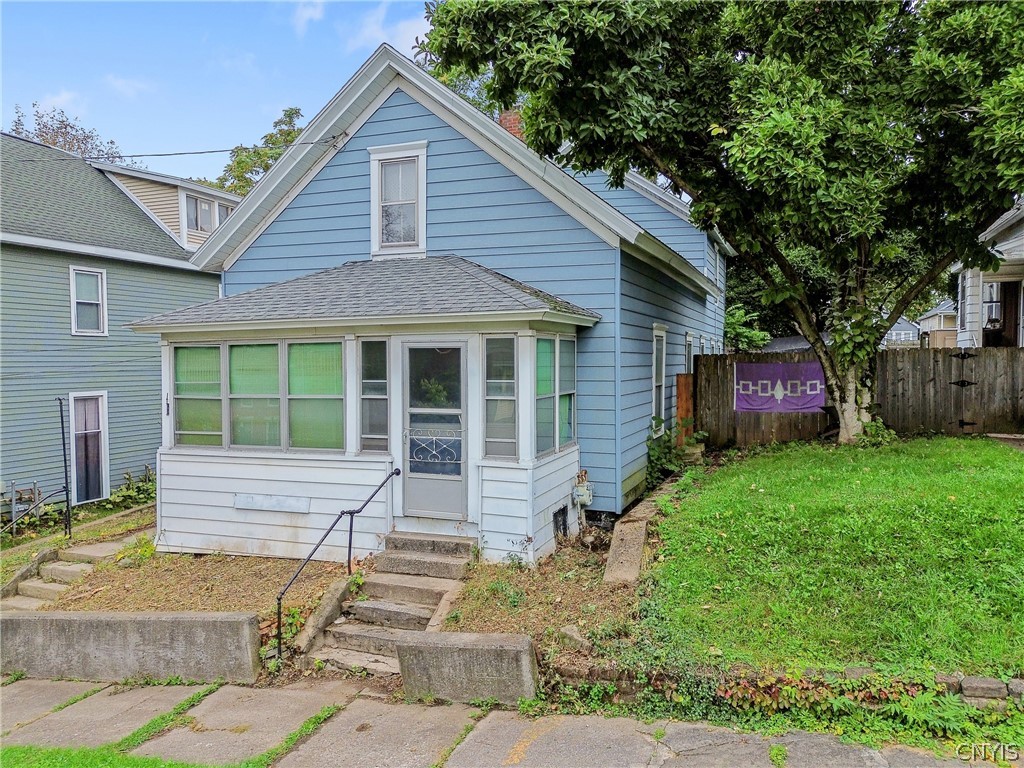 155 Sherwood Avenue