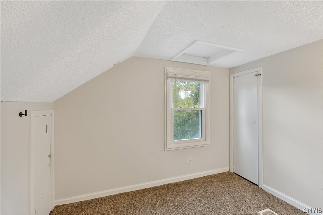 5064 Cedarvale Road