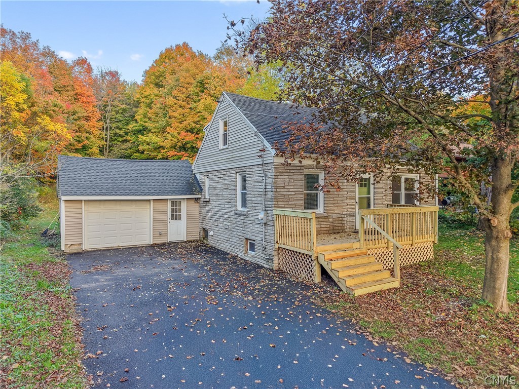 5064 Cedarvale Road