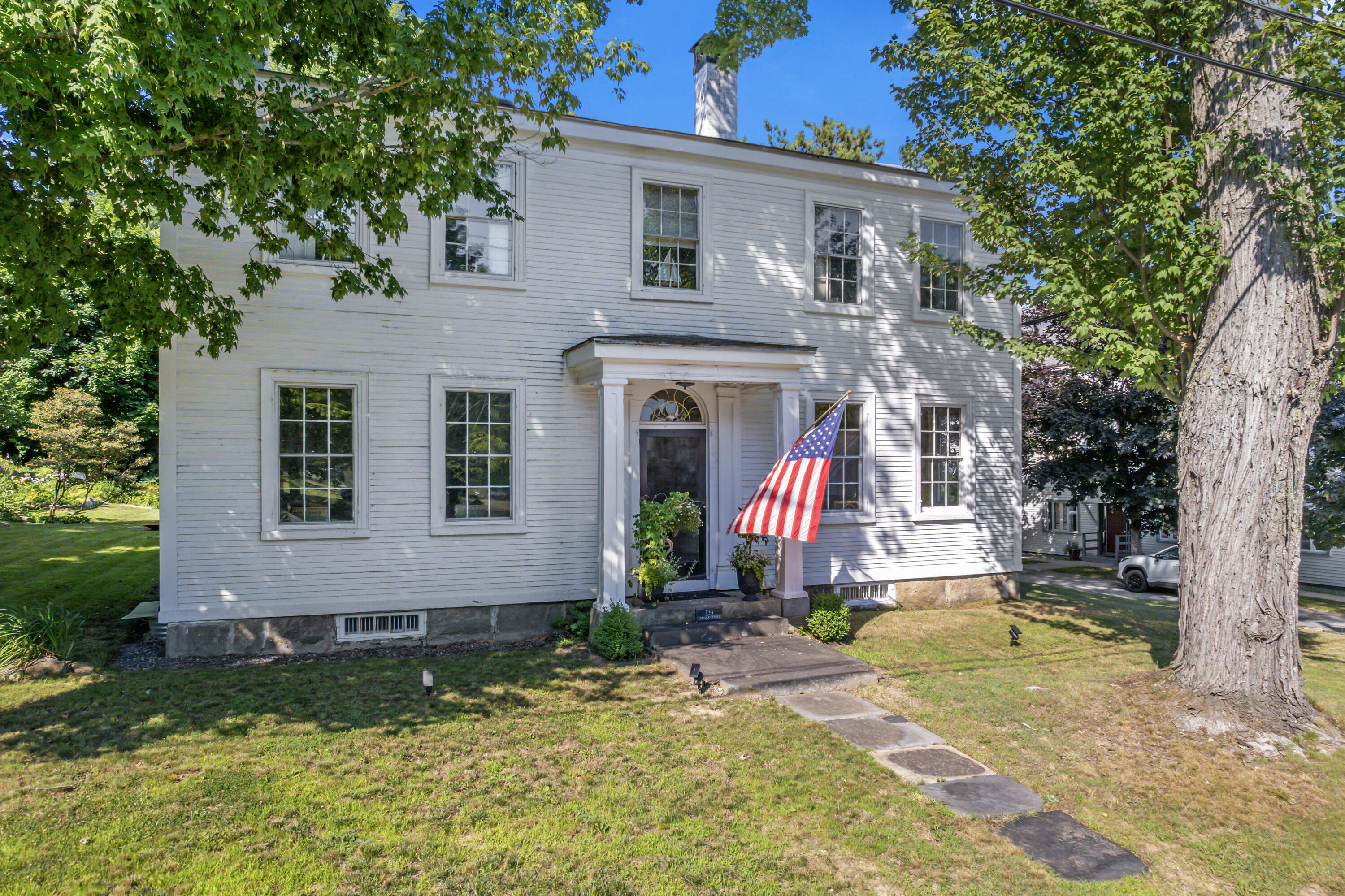 19 Washington Street