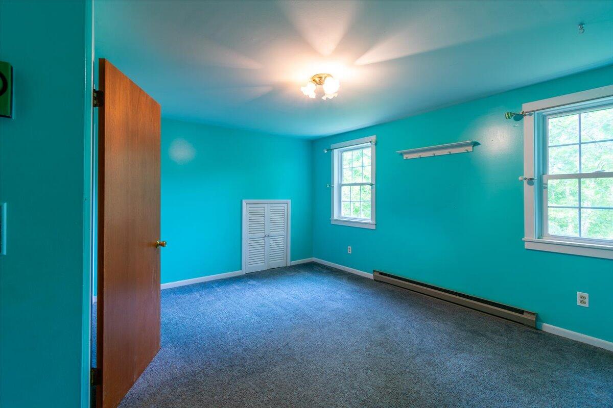 12 Oak Ridge Drive