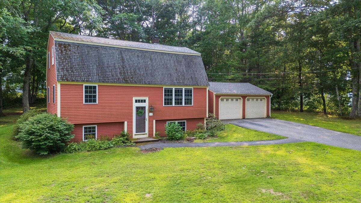 12 Oak Ridge Drive