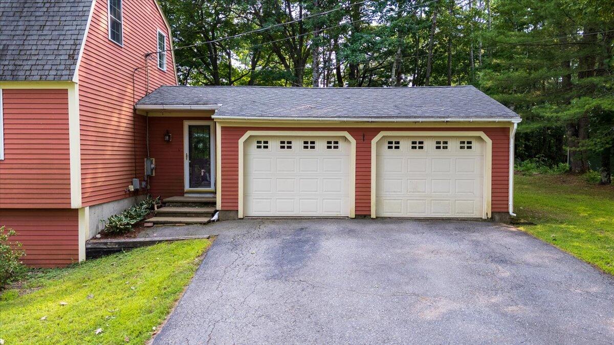 12 Oak Ridge Drive