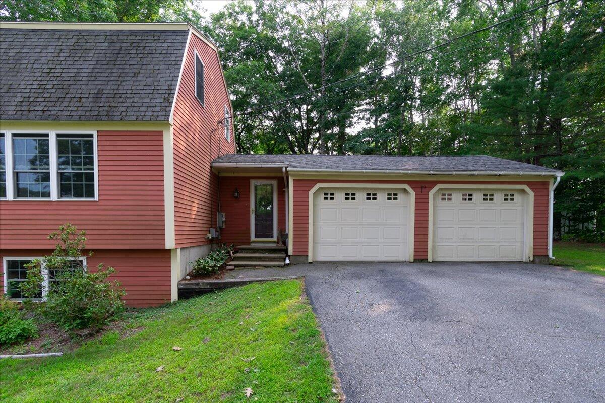 12 Oak Ridge Drive