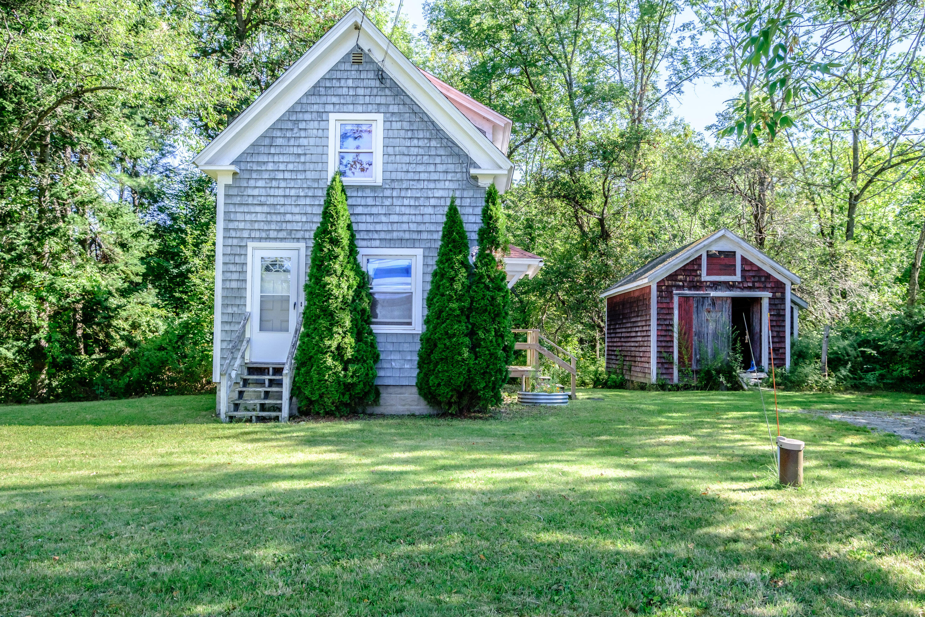 696 Royalsborough Road