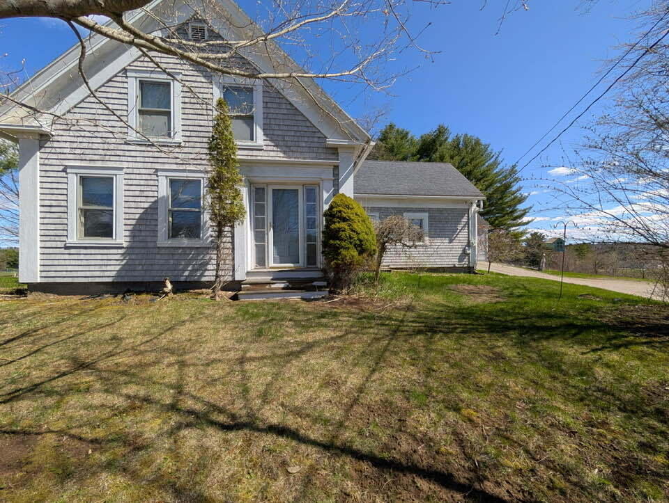66 Village Street