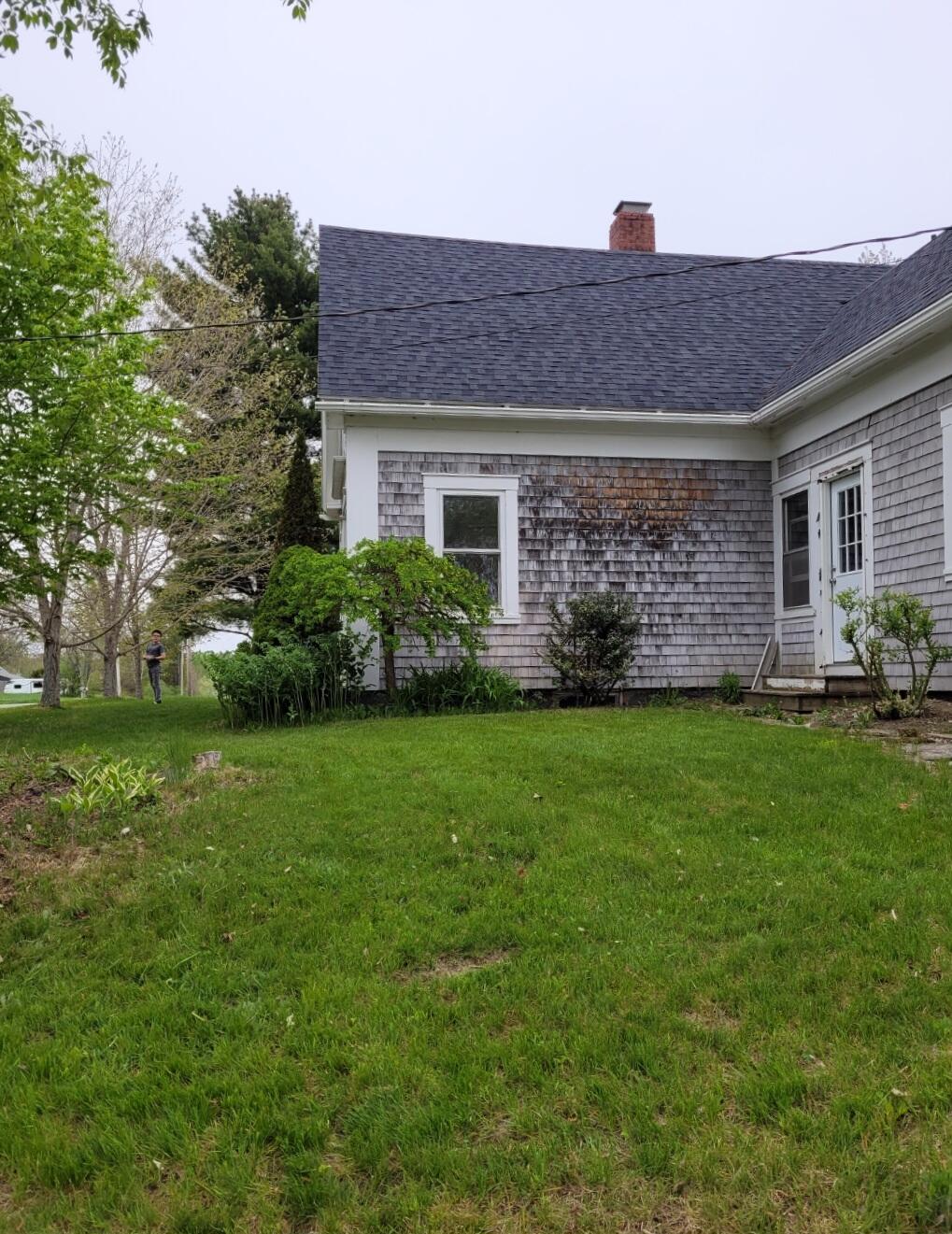 66 Village Street