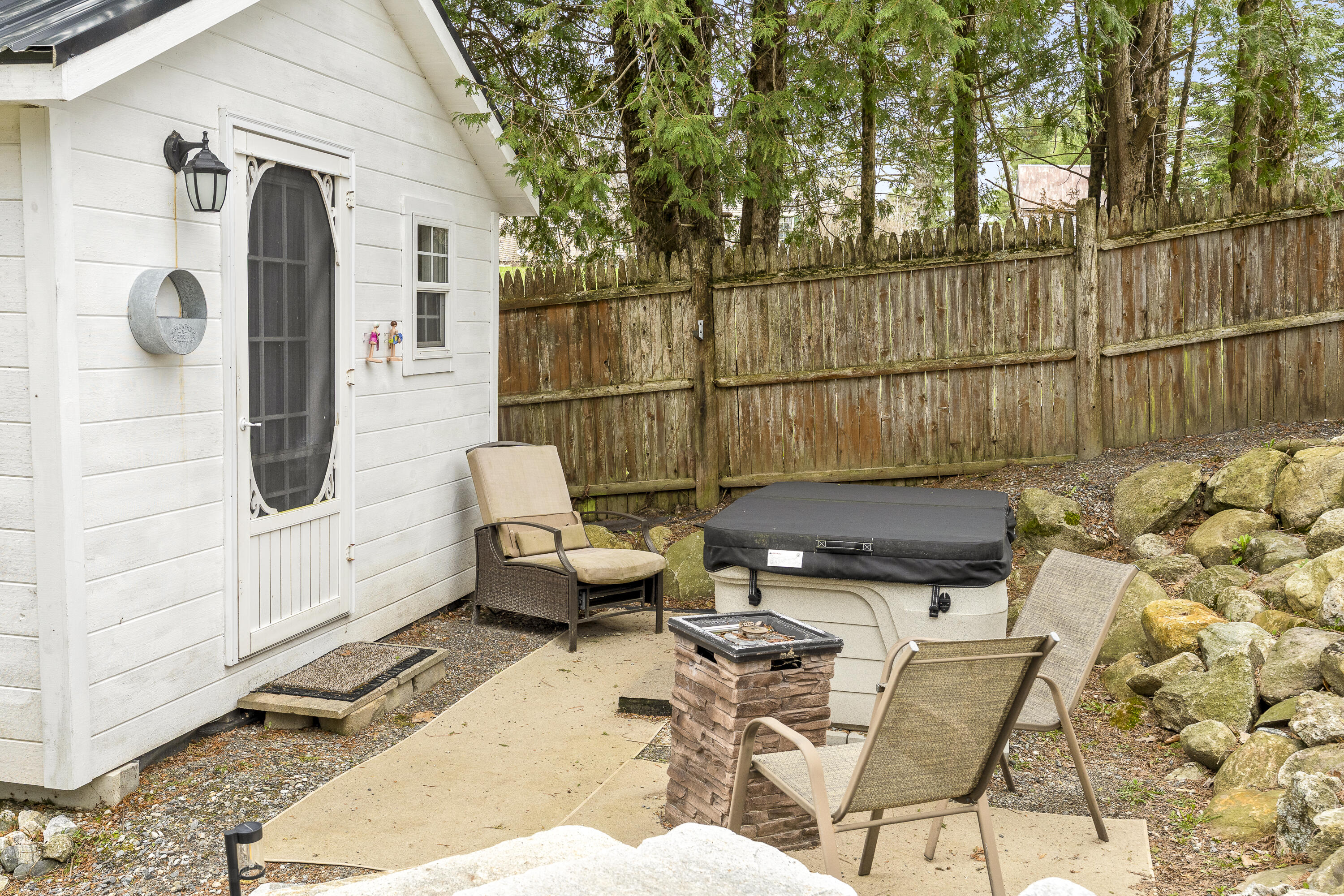 2166 Hallowell Road