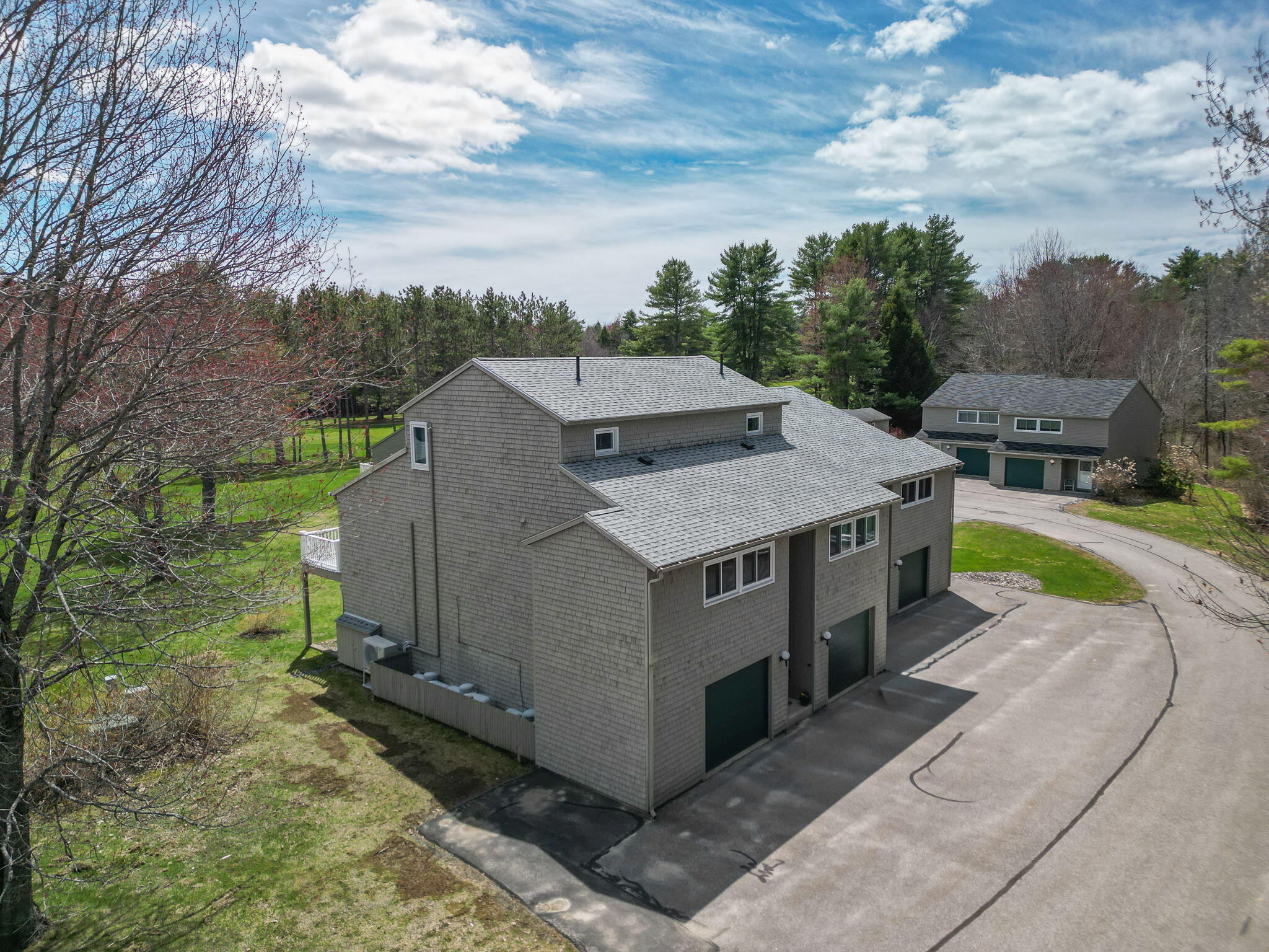 12 Fairway Drive 12