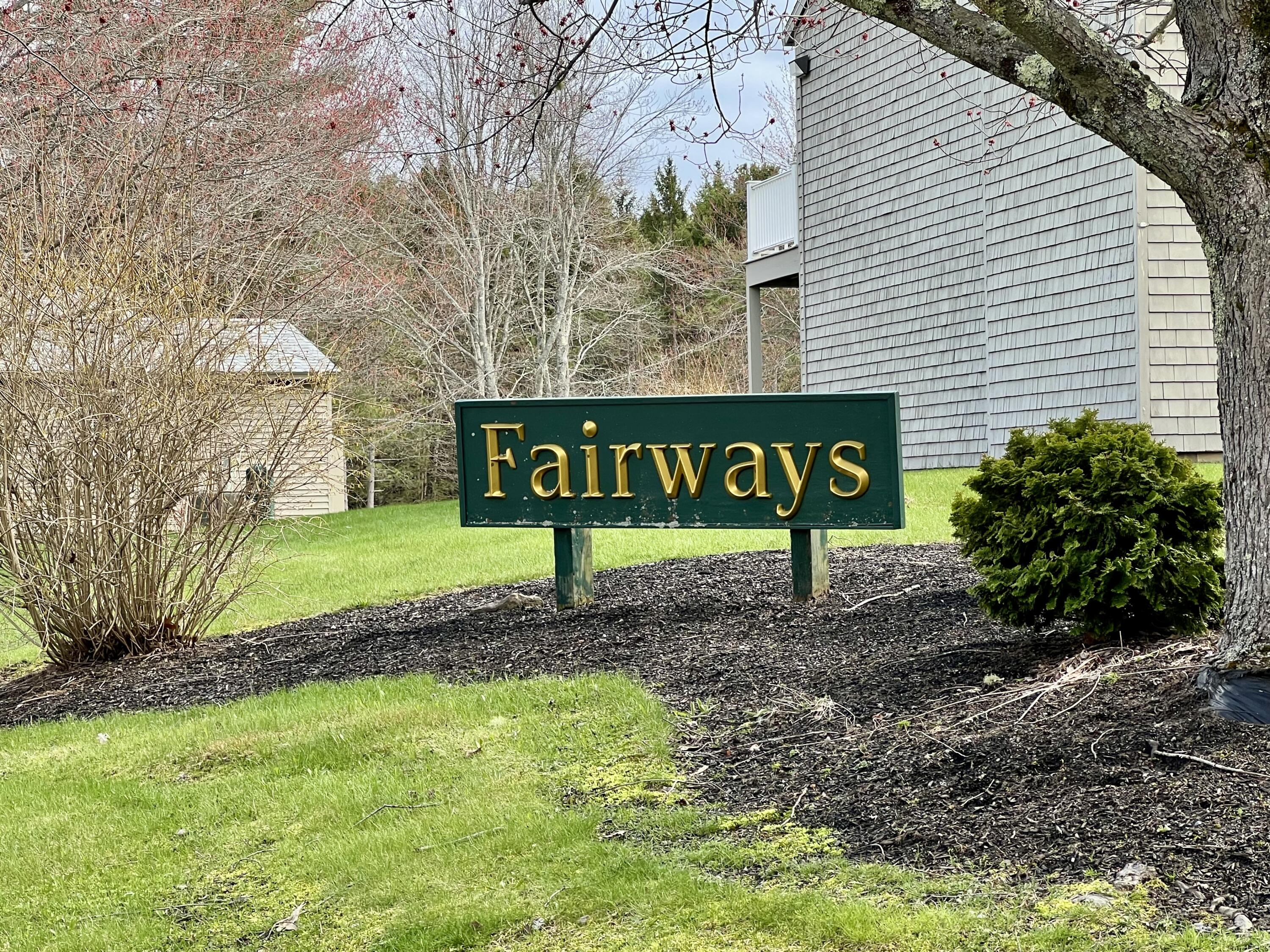12 Fairway Drive 12