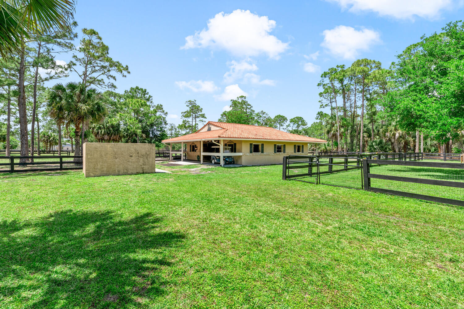 2559 Palm Deer Drive