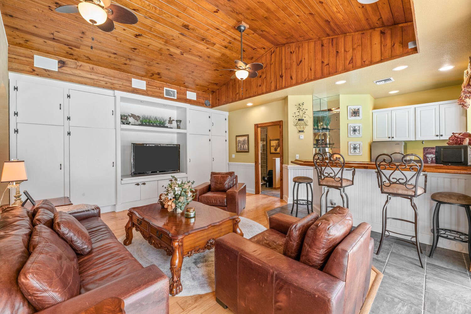 2559 Palm Deer Drive