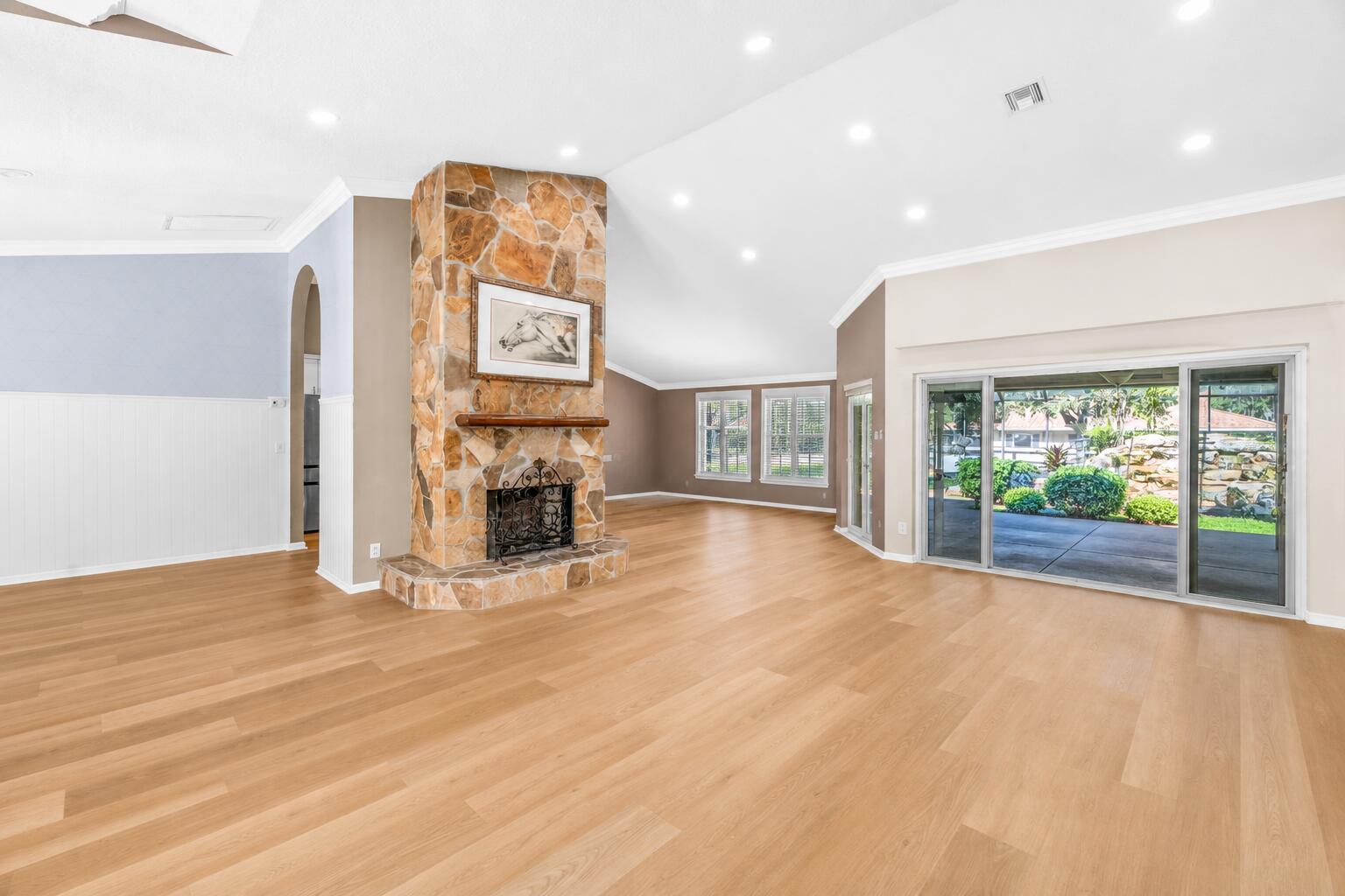 2559 Palm Deer Drive