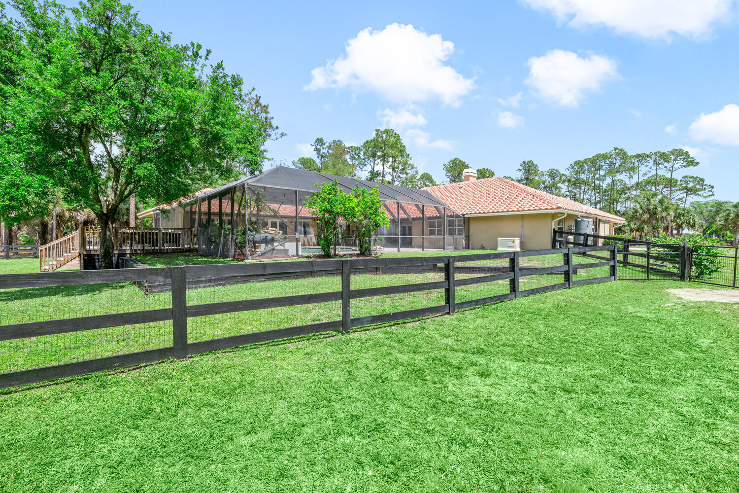 2559 Palm Deer Drive