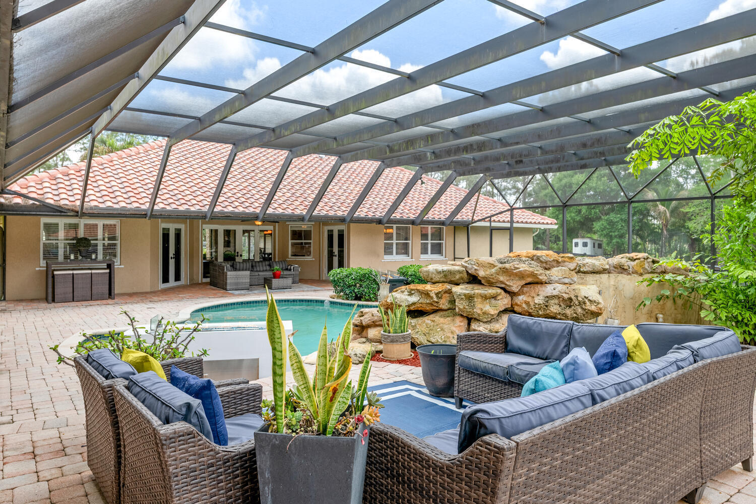 2559 Palm Deer Drive