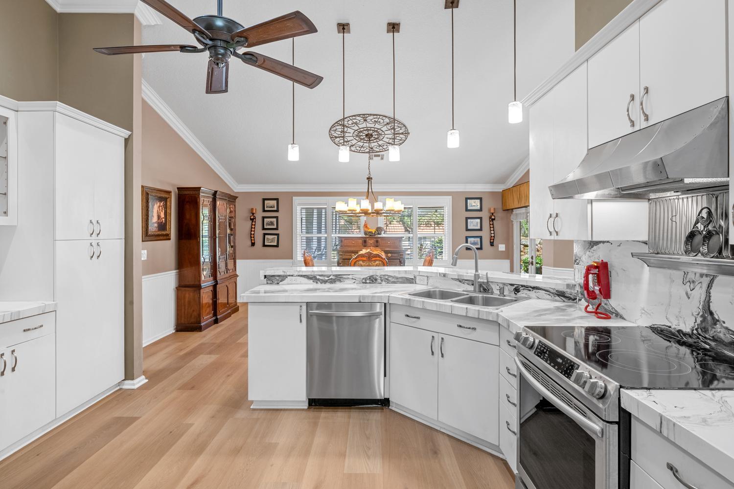 2559 Palm Deer Drive