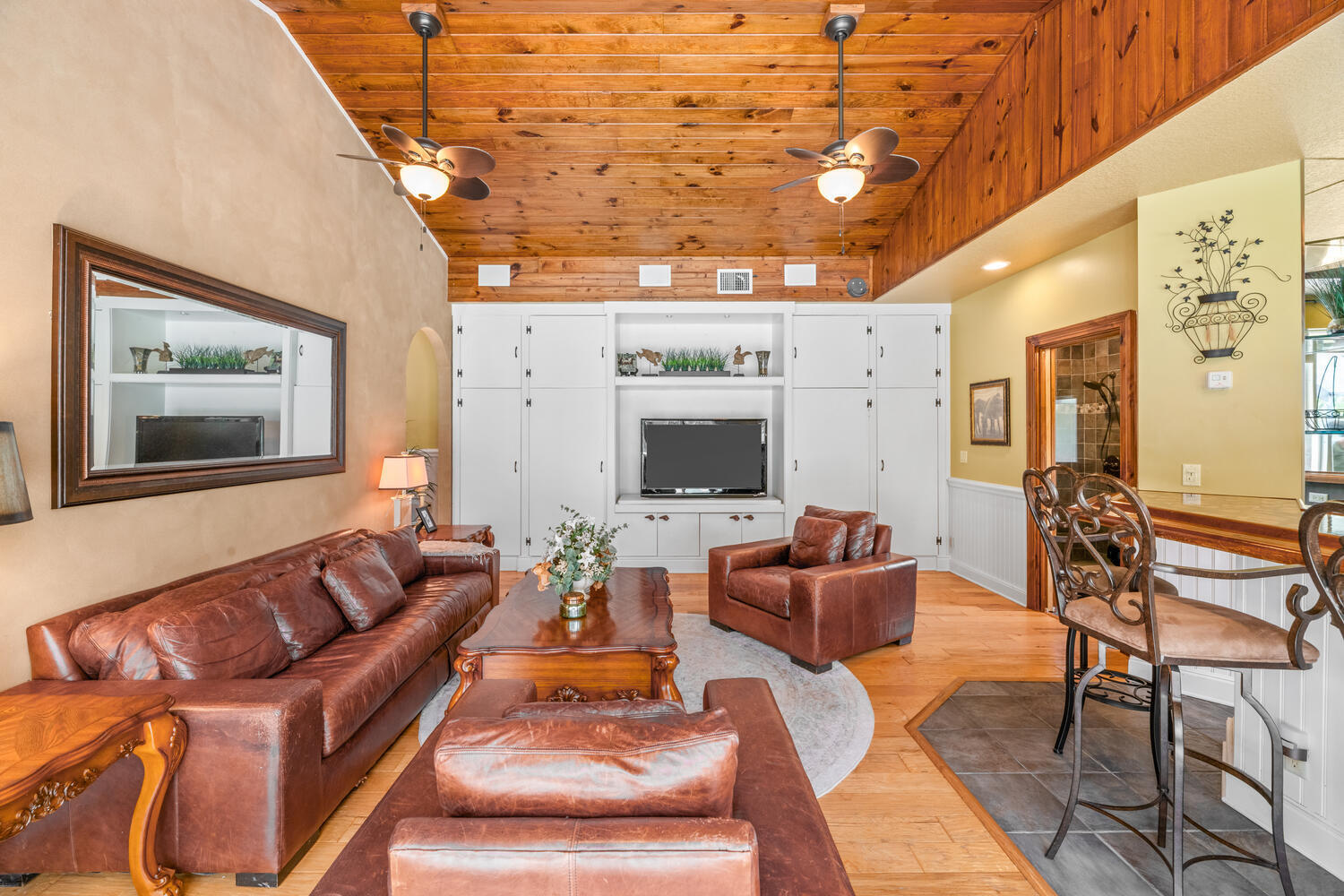 2559 Palm Deer Drive