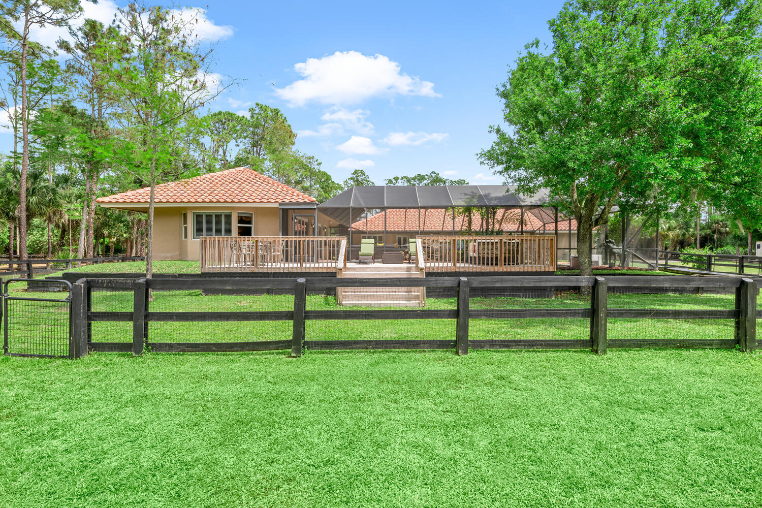 2559 Palm Deer Drive
