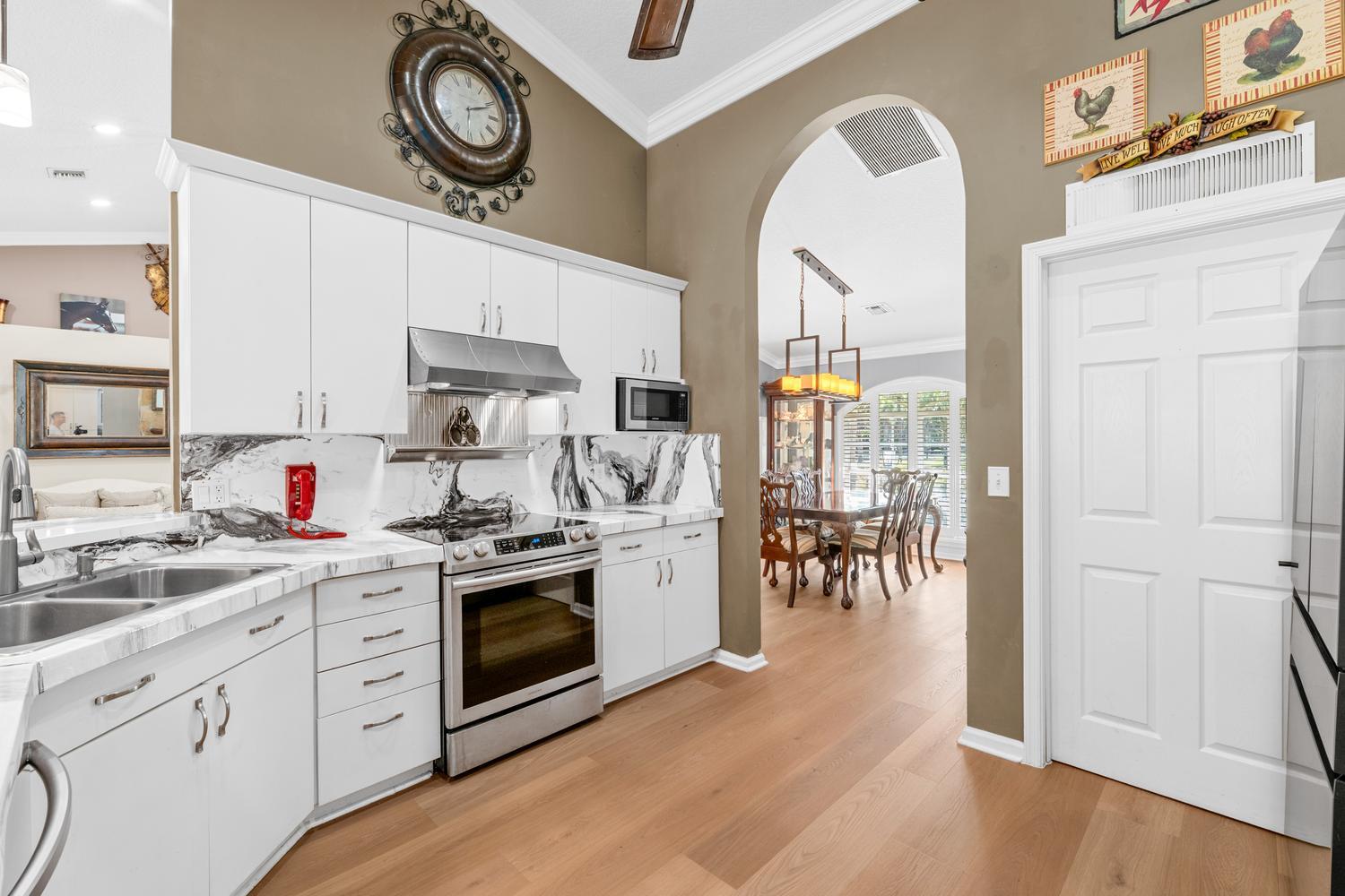 2559 Palm Deer Drive