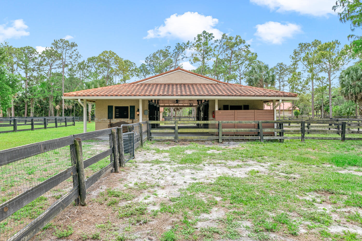 2559 Palm Deer Drive