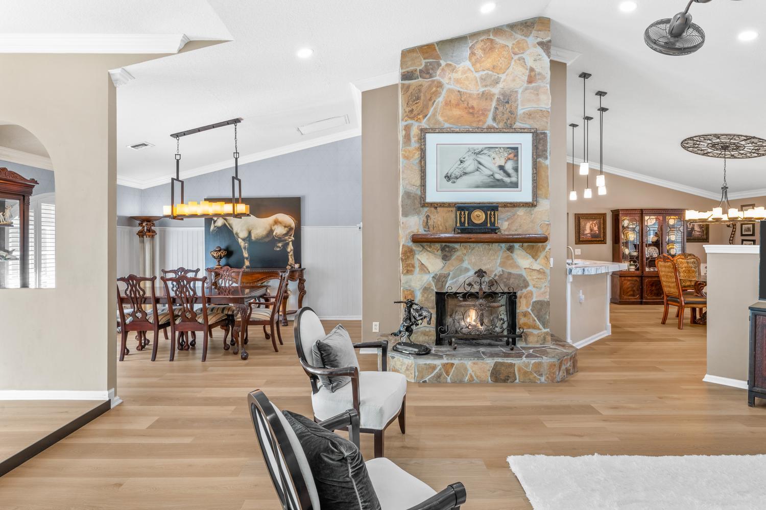 2559 Palm Deer Drive