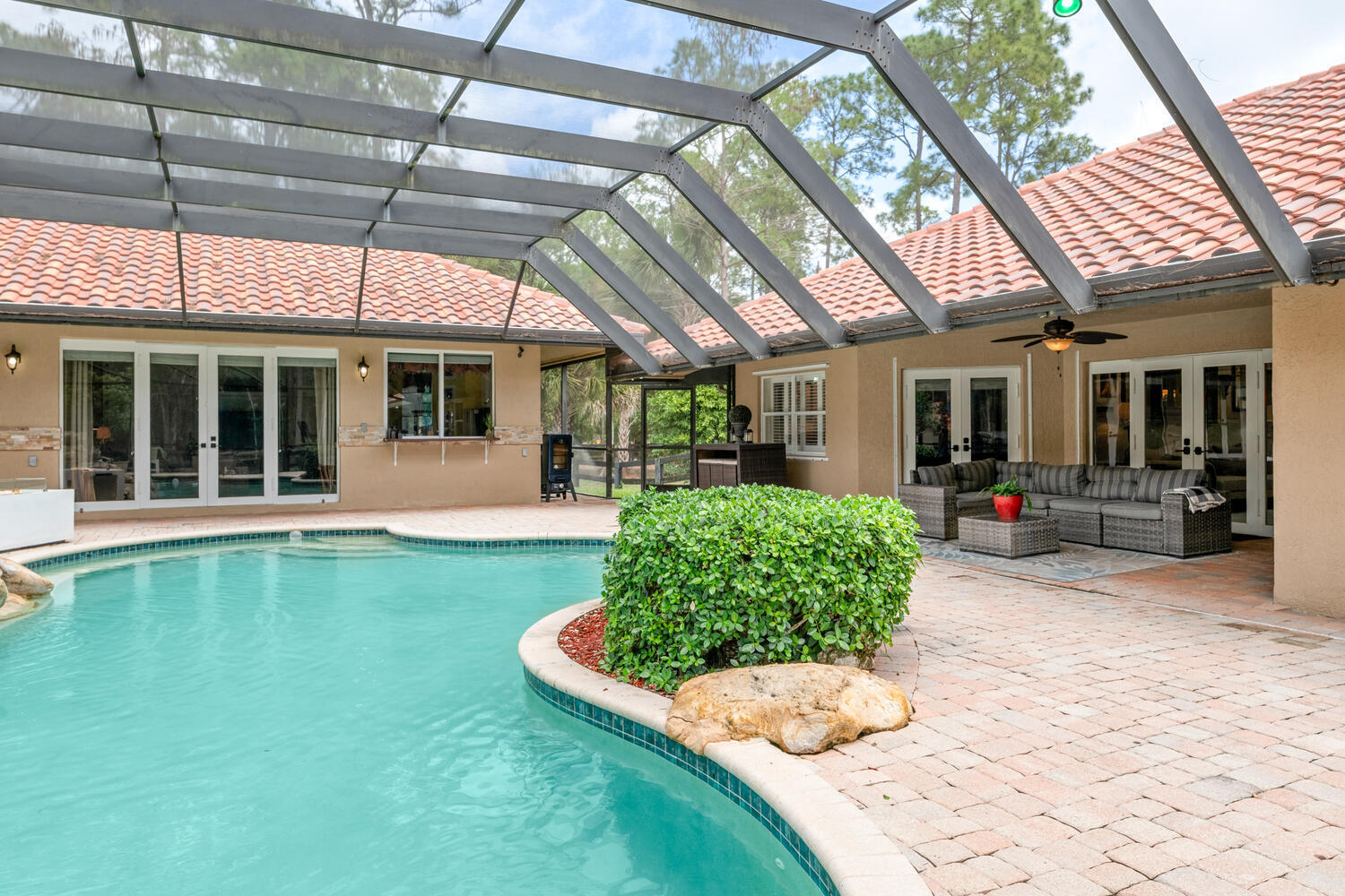 2559 Palm Deer Drive