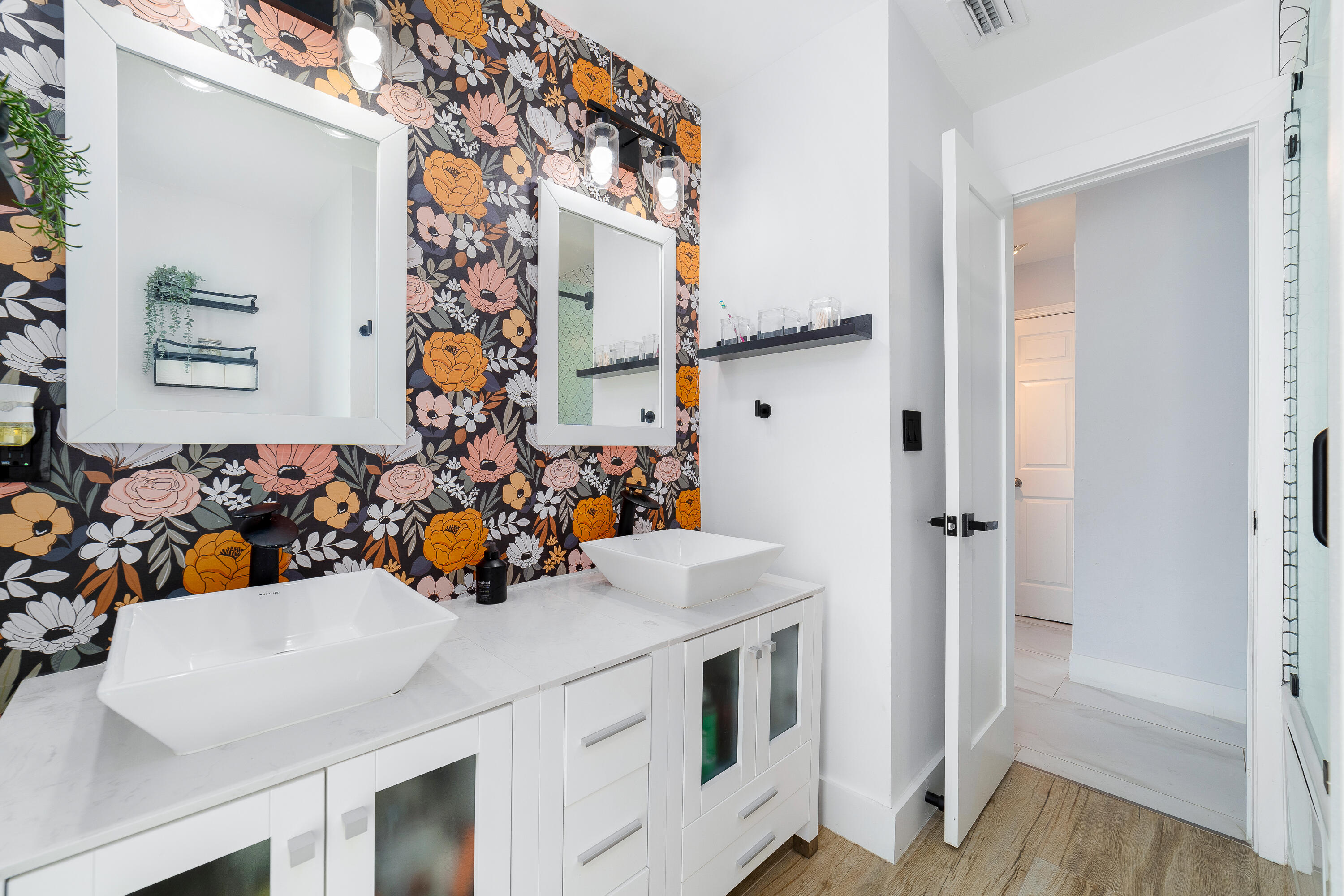 12180 Sugar Pine Trail