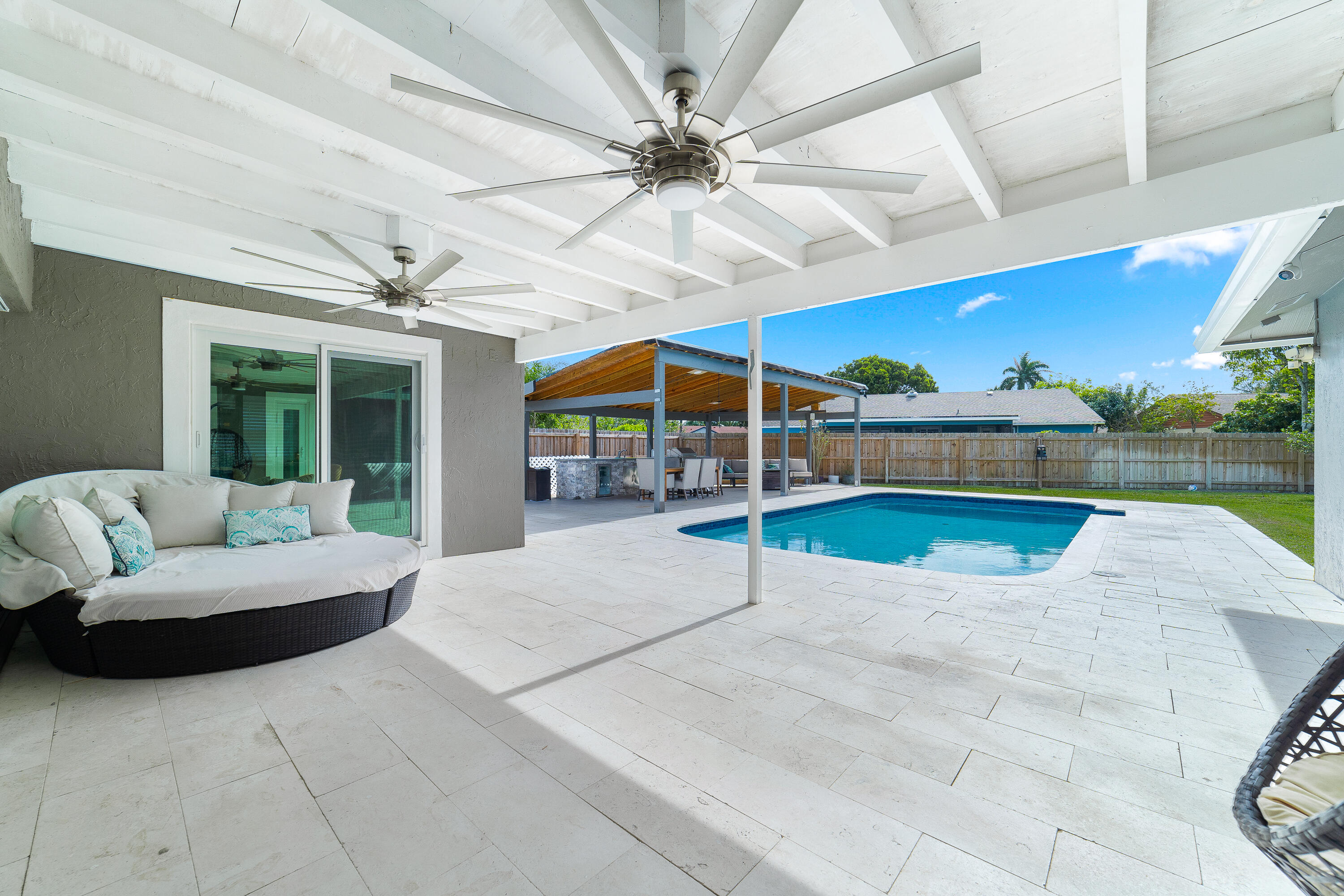 12180 Sugar Pine Trail
