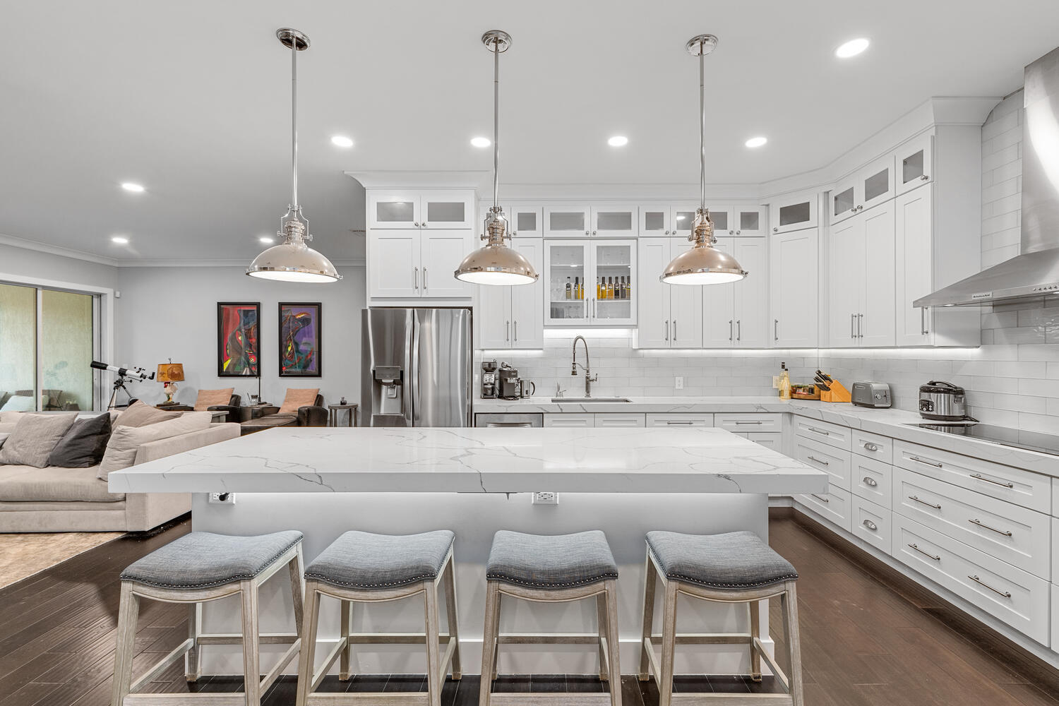 9241 Madewood Court