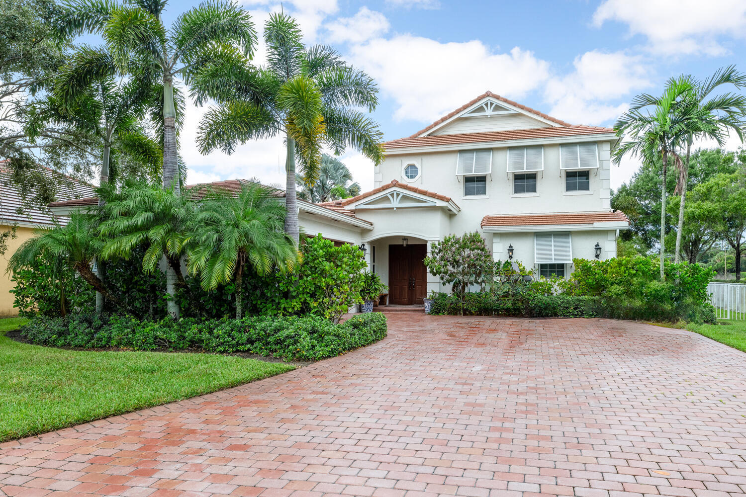 9241 Madewood Court