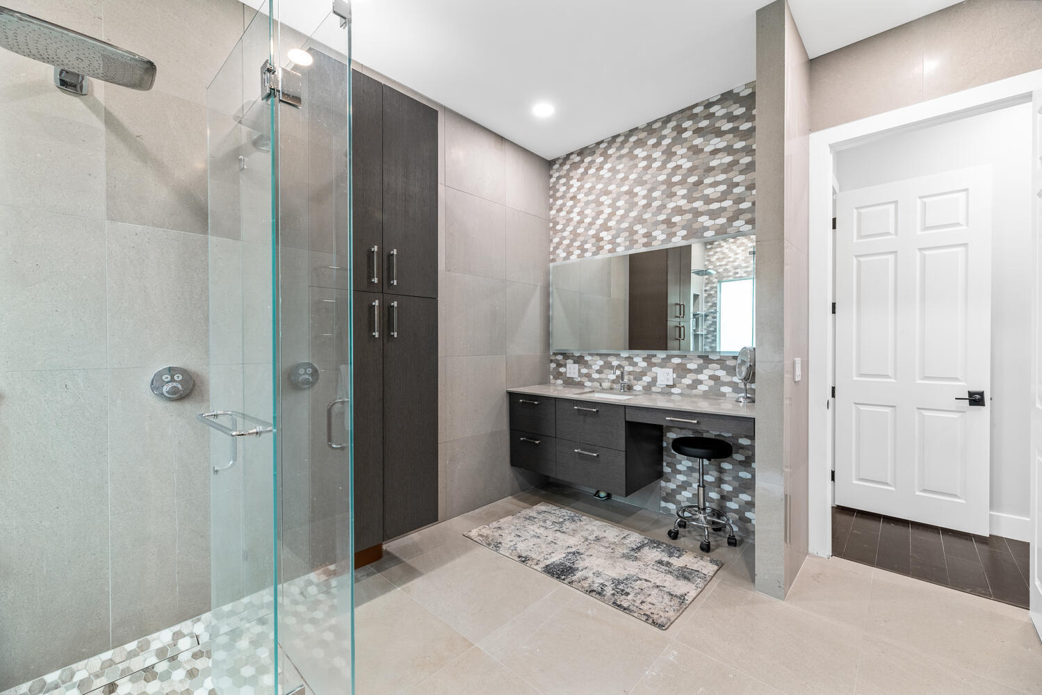 9241 Madewood Court