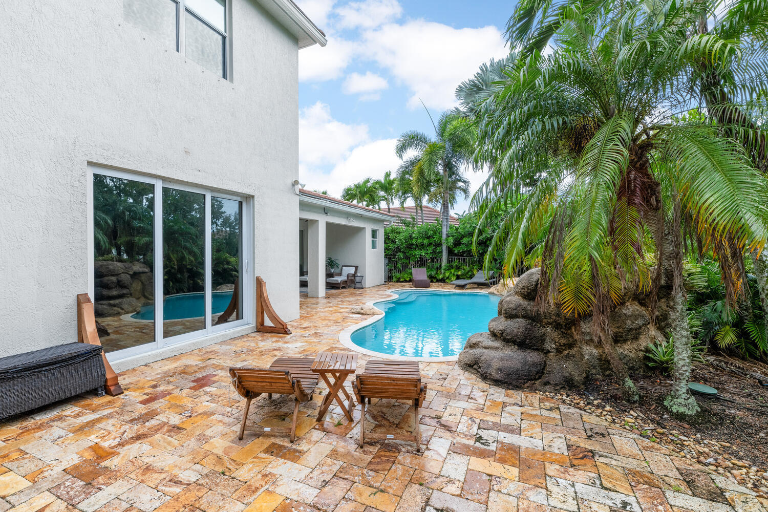 9241 Madewood Court