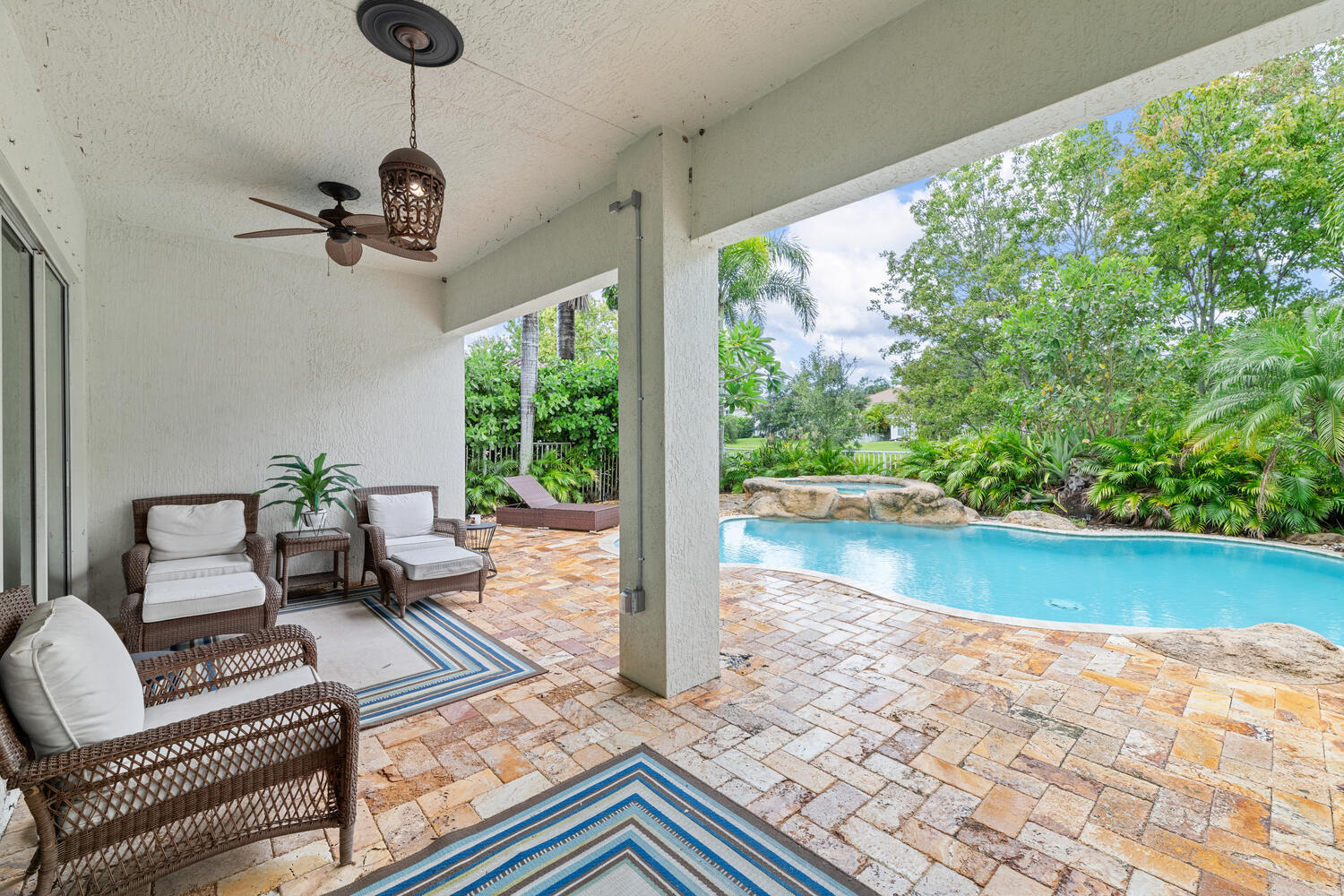 9241 Madewood Court